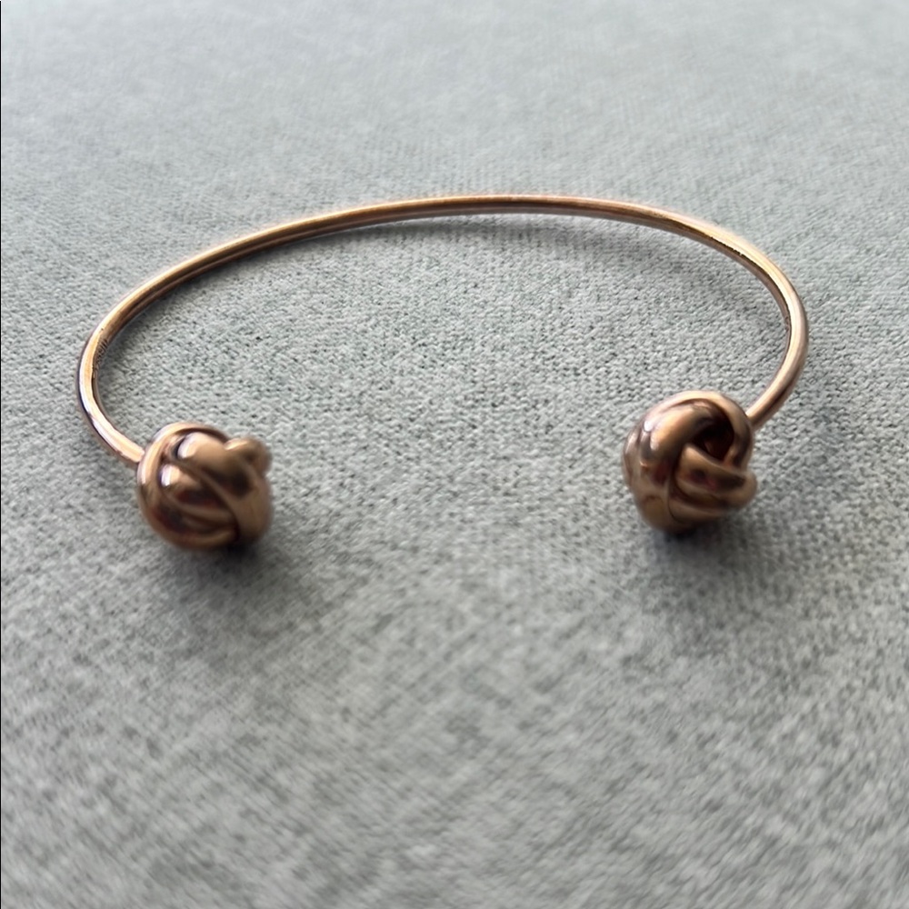 J. Crew Fine Jewelry Elegant Rose Gold Nautical Knot Bangle Bracelet